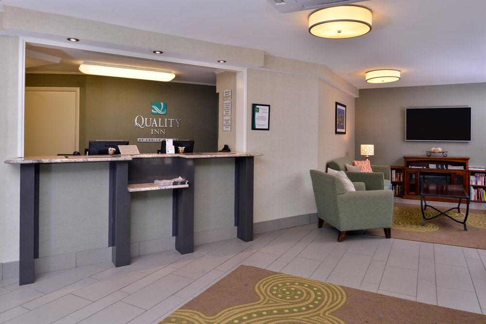Quality Inn University Center Pittsburgh Eksteriør bilde