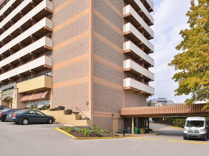 Quality Inn University Center Pittsburgh Eksteriør bilde