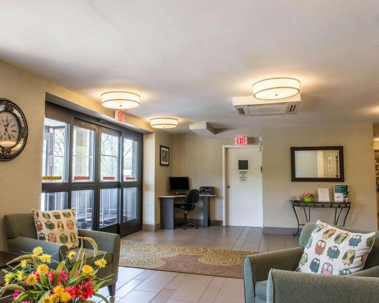Quality Inn University Center Pittsburgh Eksteriør bilde