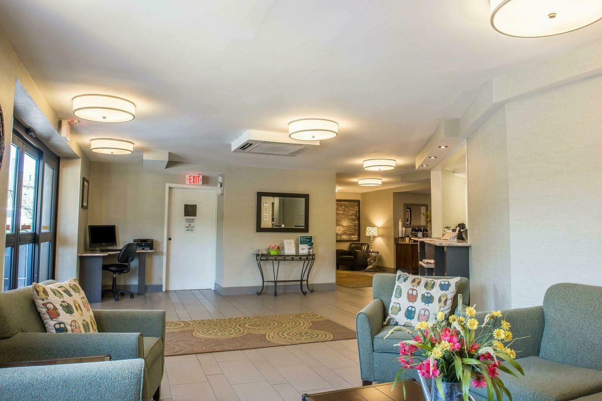 Quality Inn University Center Pittsburgh Eksteriør bilde